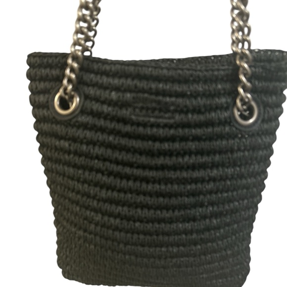 Kurt Geiger Chelsea raffia Tote Bag with matted gun metal strap - Picture 3 of 12